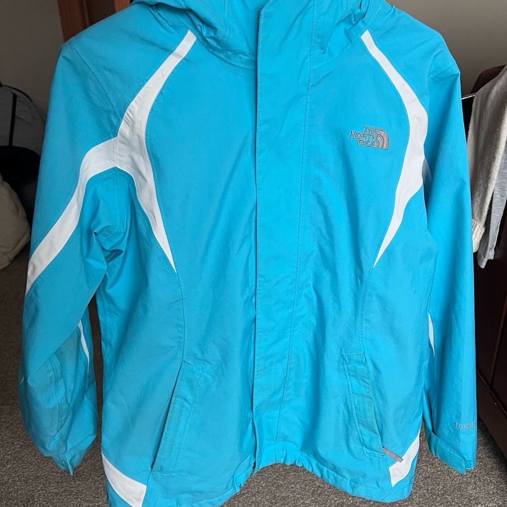 northface jacket☔️❄️ - Picture 2 of 7